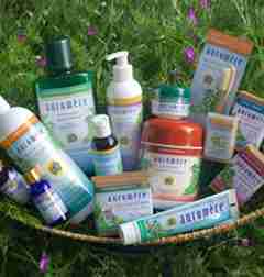 Exfoliating Ayurvedic Face Wash - Image 2